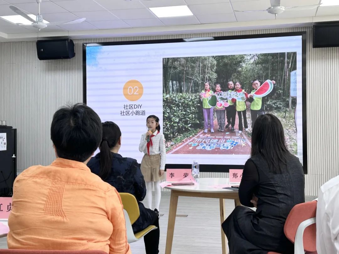 j9九游“一米高度看城市”孩子们“看”到了很多……(图2)