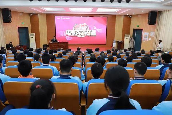 j9九游市级媒体策划“新闻+”活动的“五个点”(图1)